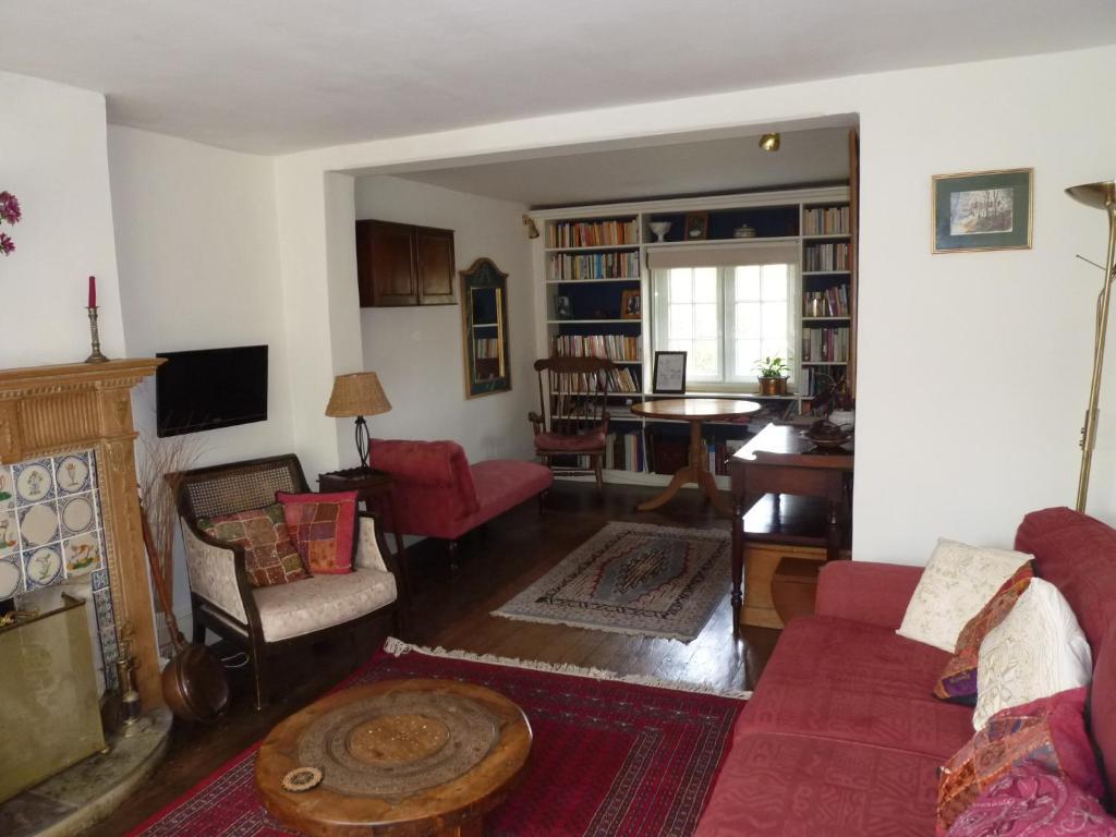 Manor Cottage Bed And Breakfast Windsor Bagian luar foto